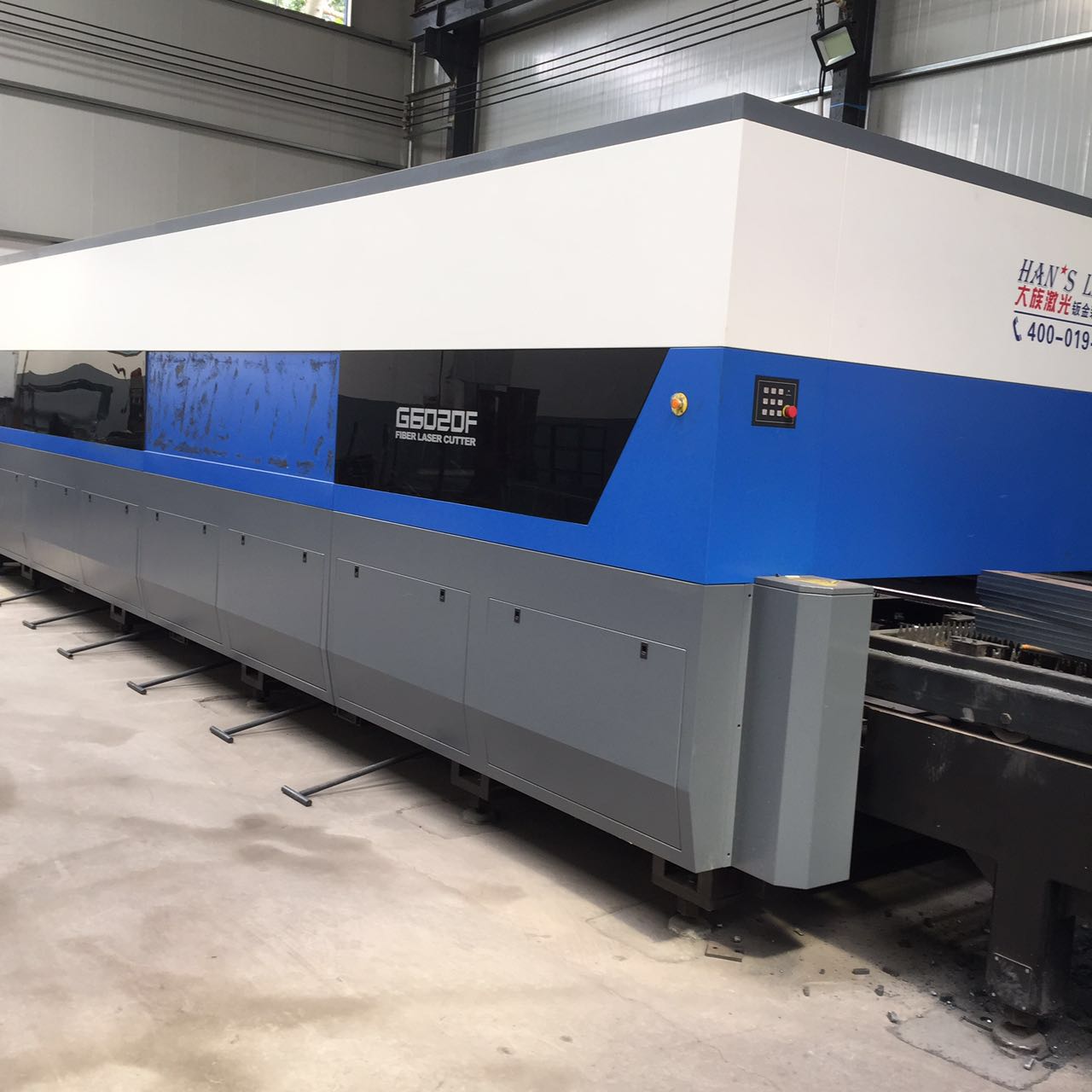 6000�ߴ��ͼ����и�C